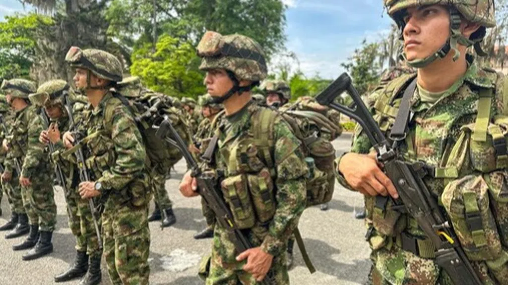 Ordenan acuartelamiento a miembros de las Fuerzas Militares