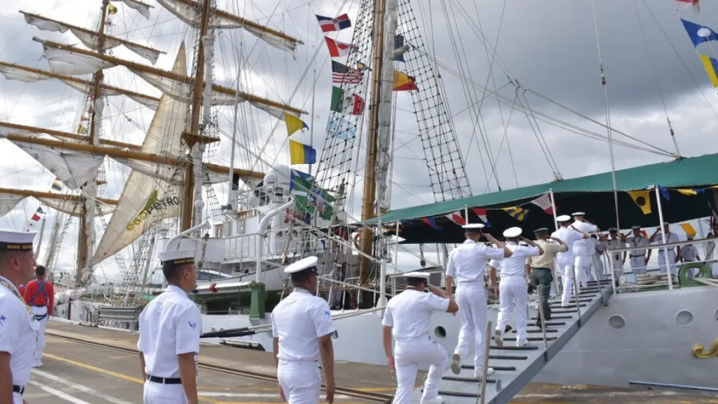 Buque Gloria llevará la marca país de Colombia