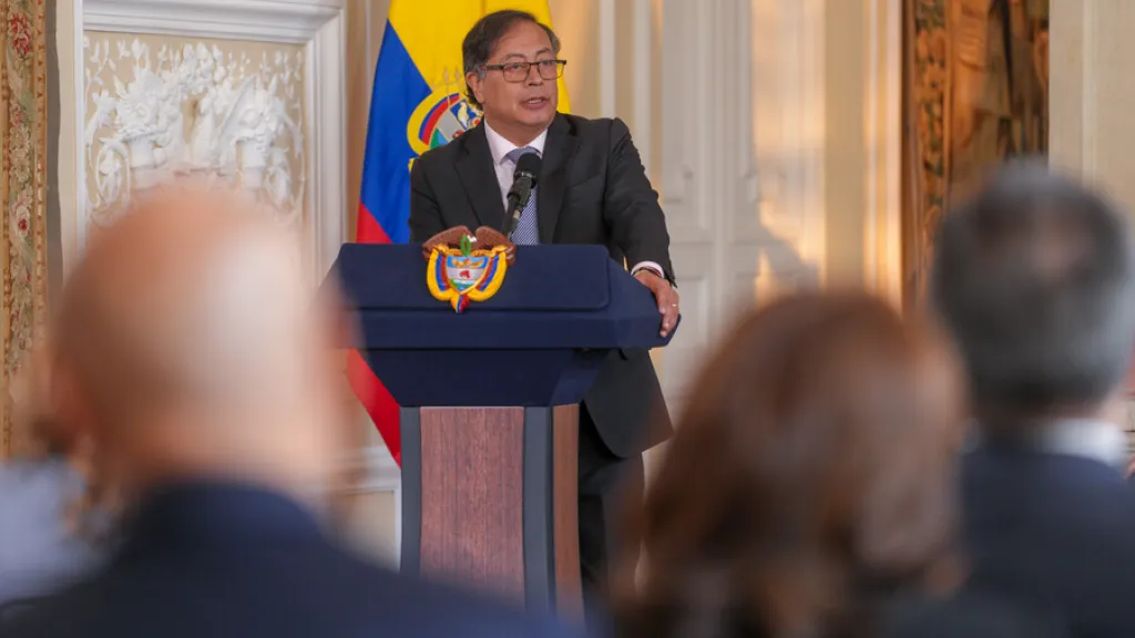 Aumento en la UPC que reciben las EPS fue exagerado: Petro