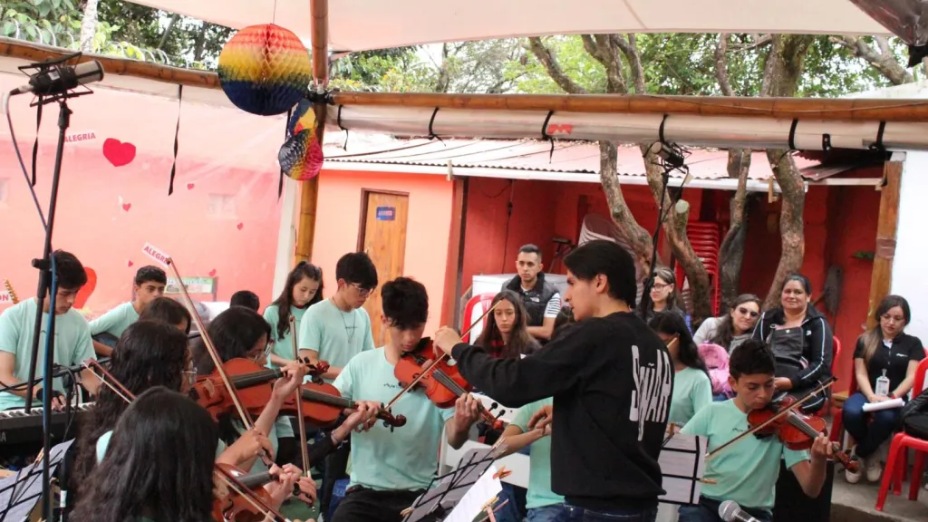  Fundación Cakike: la música como motor de cambio