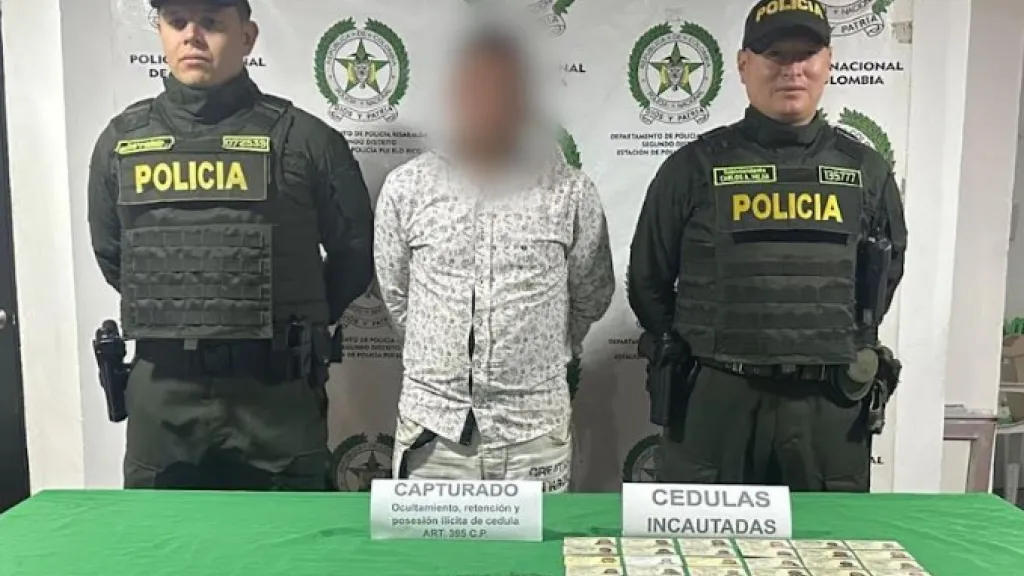 En Risaralda capturaron a un hombre que transportaba 45 cédulas 