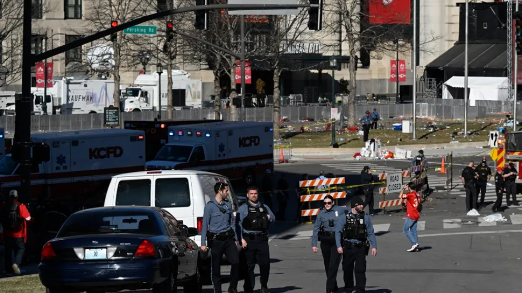 Tiroteo en desfile del Super Bowl en EEUU: hay un muerto y varios heridos