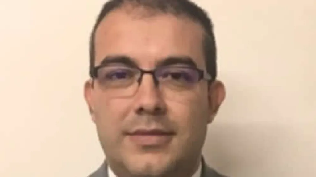 Corte Suprema acusa al senador Carlos Abraham Jiménez por peculado y falsedad en documento público
