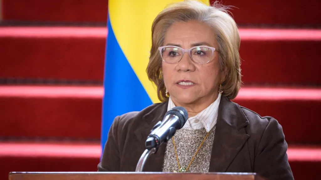 Colombia reconoce presidencia encargada Venezuela
