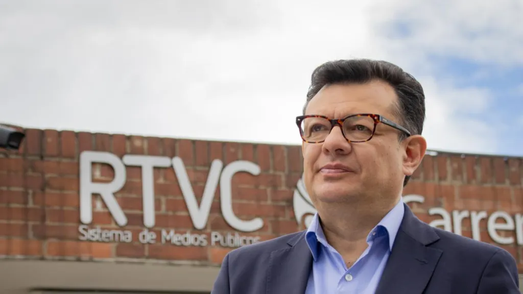 Crecimiento de la radio pública: Hollman Morris destaca crecimiento histórico Radio Nacional de Colombia