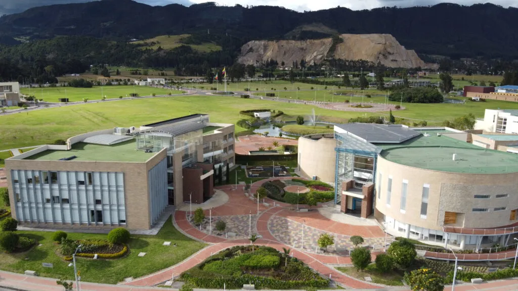 Maestría en Inteligencia Artificial en 2026 Universidad Militar 