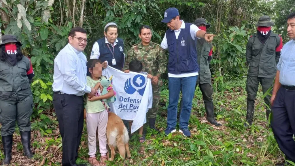 Petro confirma liberación de la sargento del Ejército y sus hijos