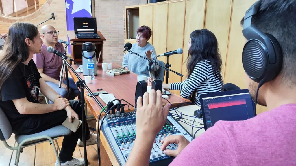 Biblored tendrá su propia emisora de radio