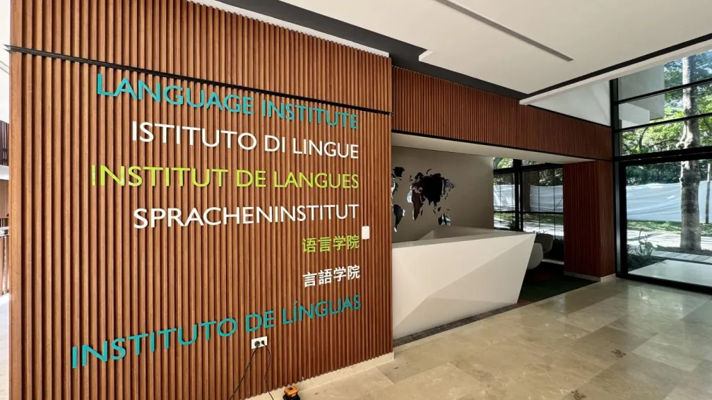Nuevo Instituto de Lenguas Universidad Industrial de Santander 