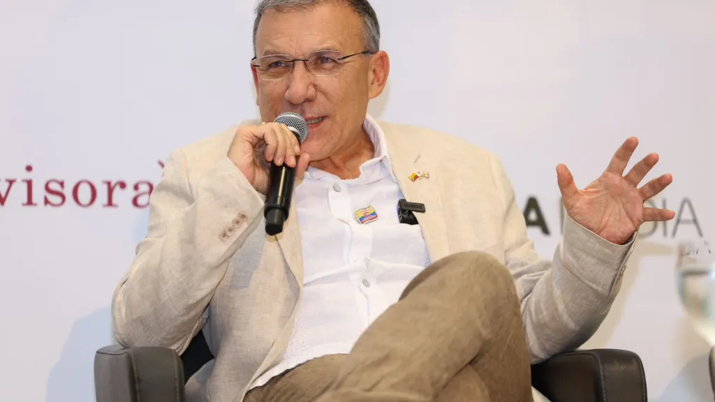 Roy Barreras renunció como embajador de Colombia en el Reino Unido