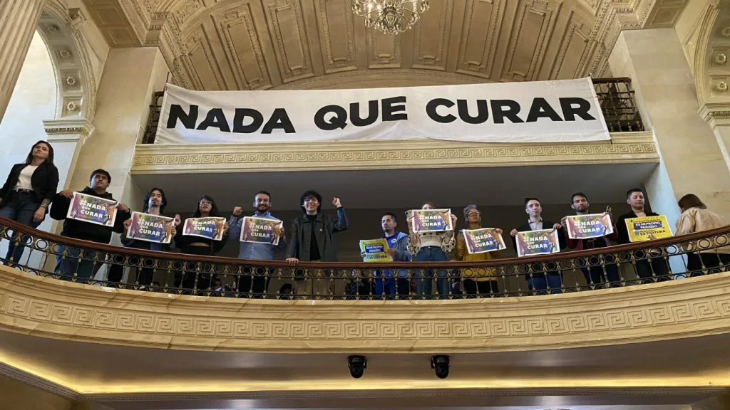 Terapias de conversión: así avanza el proyecto de ley para prohibirlas