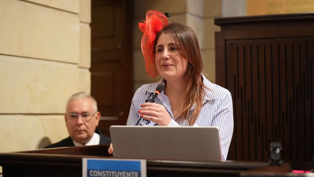 Iris Marín Ortiz nueva defensora del Pueblo