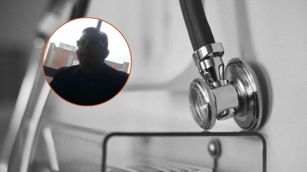 Cirujano plástico amenaza con cuchillo a paciente con un bebé