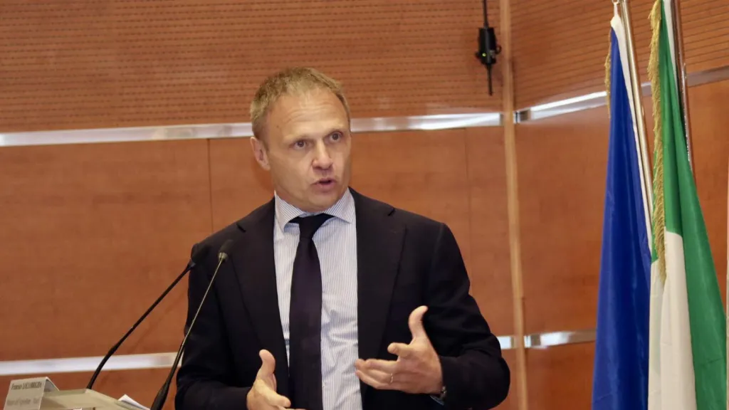 Francesco Lollobrigida, ministro de agricultura de Italia 