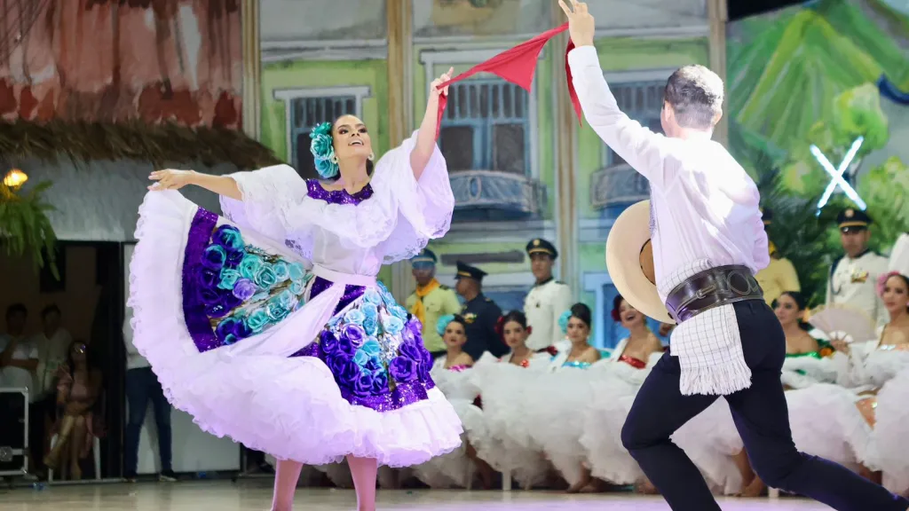  Caren Perdomo, representante de Palermo, es la nueva Reina Departamental del Bambuco 2025