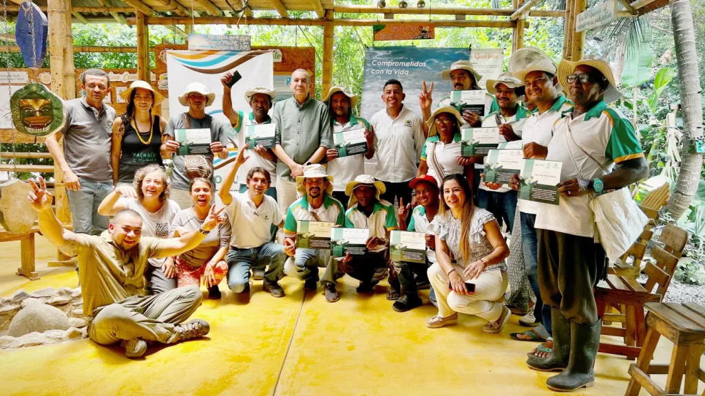 Siembra de 650 mangles en Palomino, La Guajira