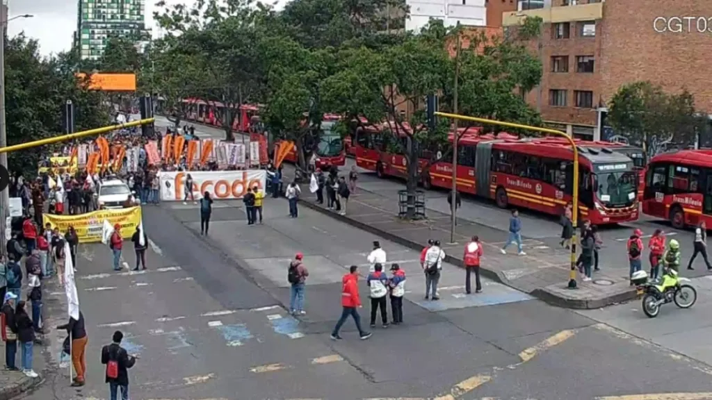 Paro nacional de maestros en Colombia: puntos de encuentro 15 de abril