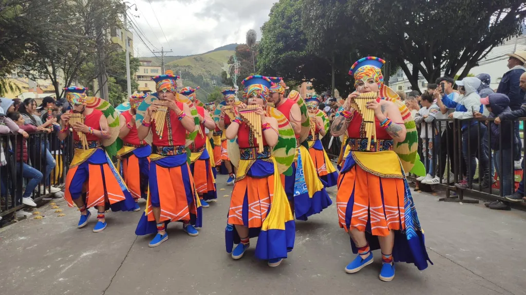 Carnaval de Negros y Blancos 2023 Pasto | El Canto a la Tierra’