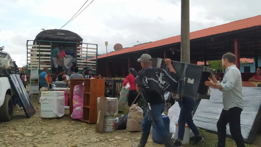 Reincorporación de excombatientes en Colombia: de Mesetas a Acacías