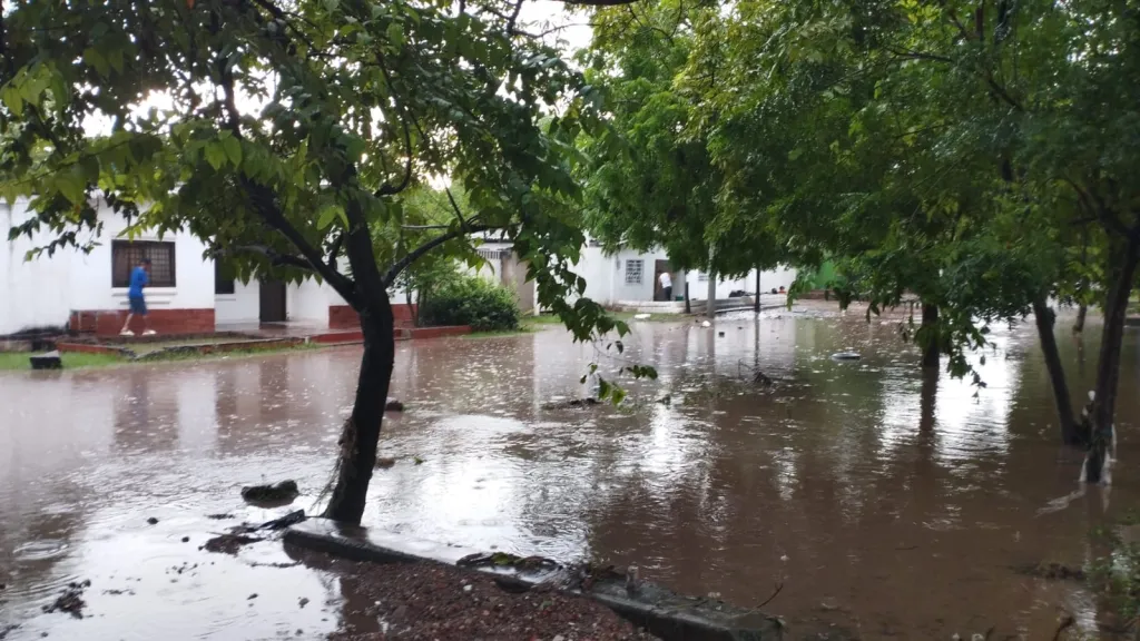 Ola invernal en Magdalena y Cesar deja cientos de damnificados