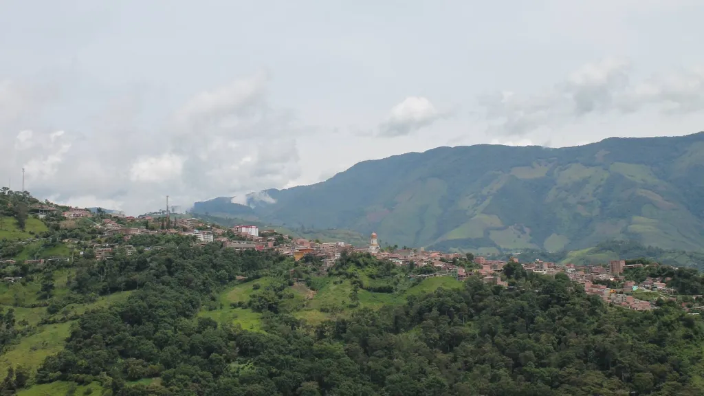 Mal estado de las vías en Ituango |  8.000 habitantes incomunicados