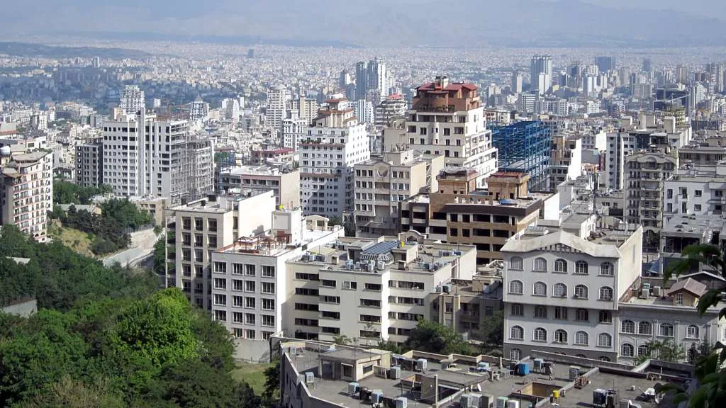 Irán denuncia más de 2.000 muertos por bombardeos de Estados Unidos e Israel