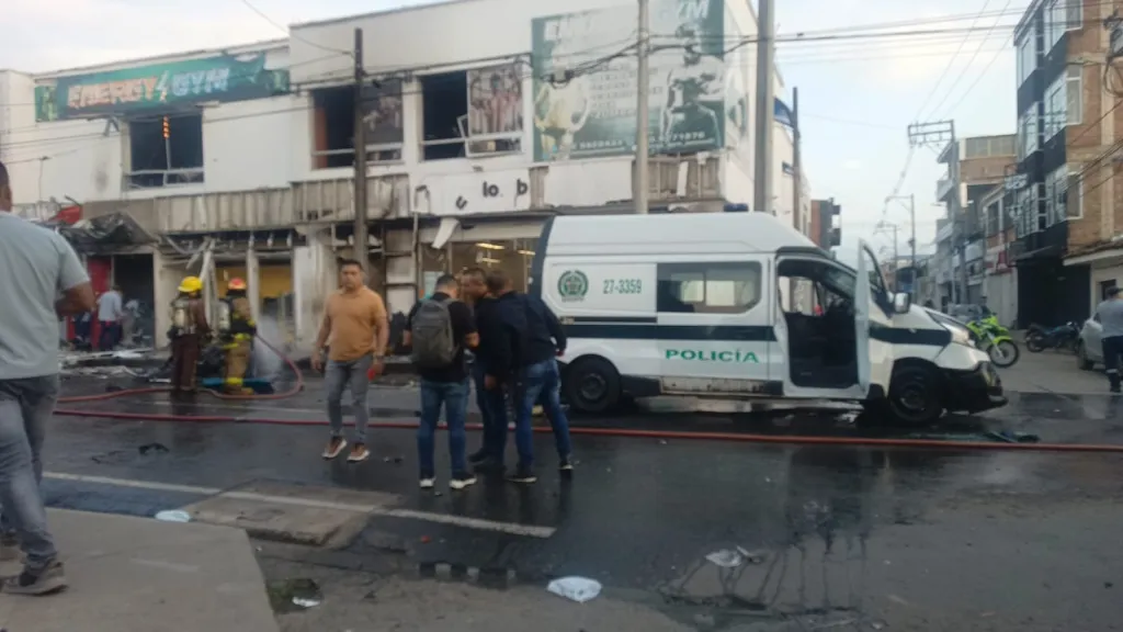 moto bomba en Jamundí hoy: lesionados y daños 