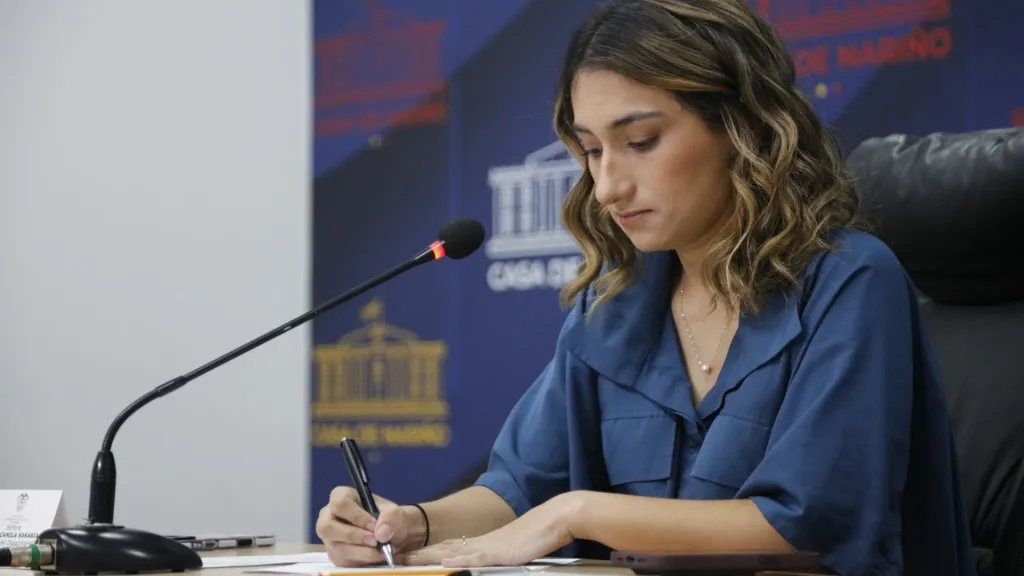 Laura Sarabia renuncia a su cargo como canciller 