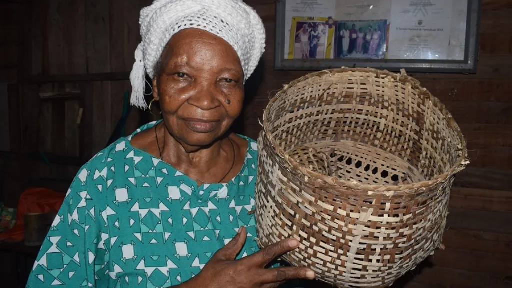 Día Nacional del Artesano: tejeduría, cestería y joyería colombiana