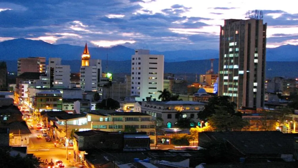 Suspenden el tratamiento y suministro de agua en Neiva