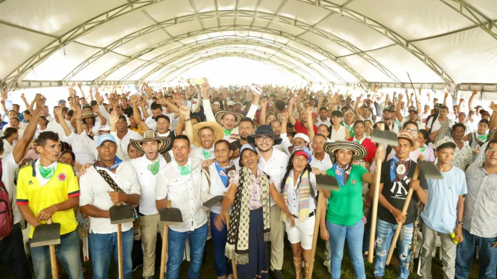 Pailitas: Familias campesinas recibieron hectáreas para producir alimentos