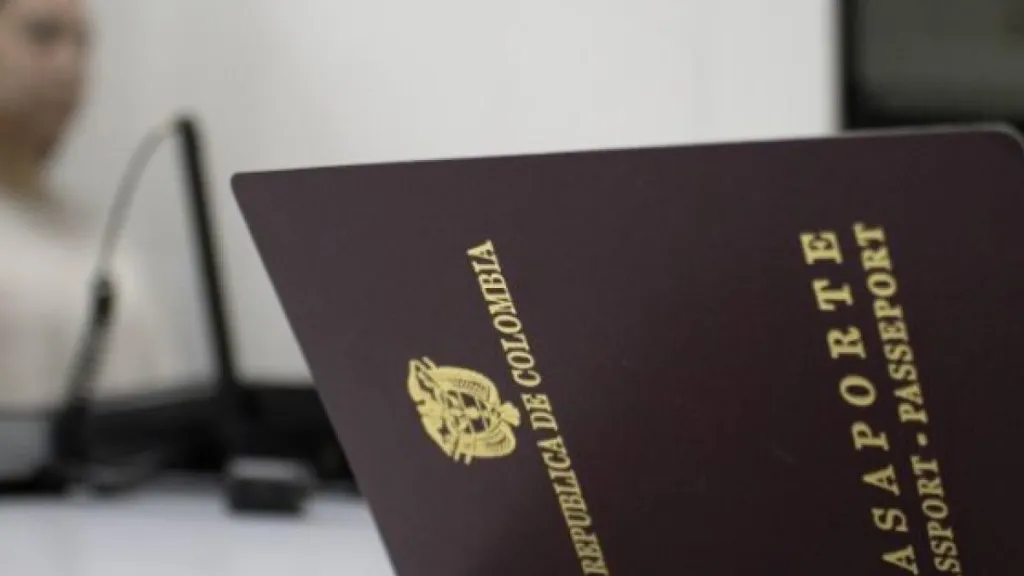 Canciller Murillo habló sobre la licitación de pasaportes