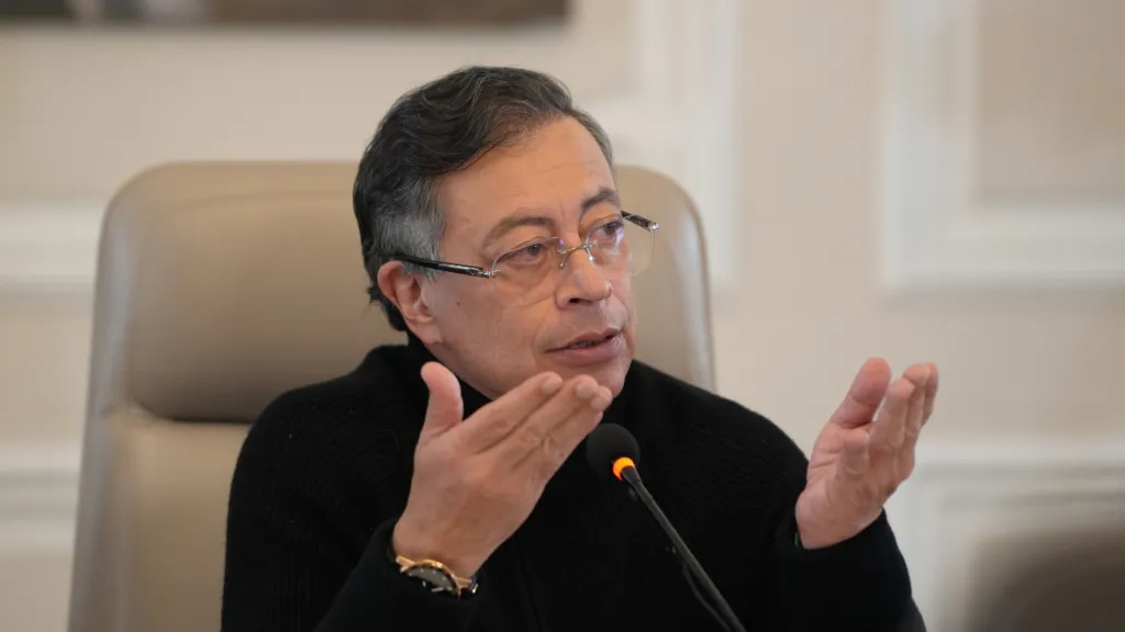 Petro convoca movilización antes de reunirse con Trump