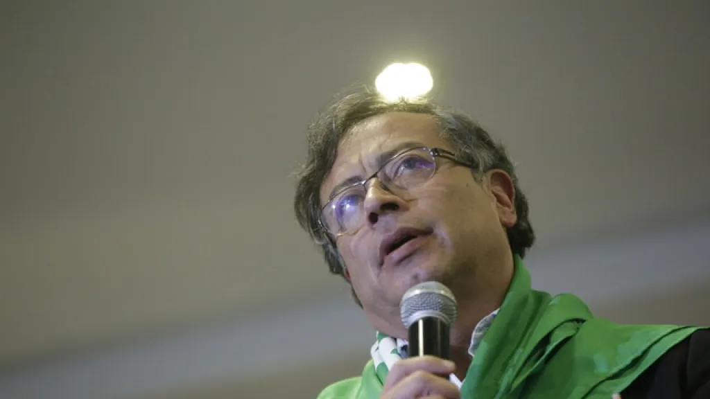 Renunciaría a mi candidatura si demuestran que cometí un delito: Petro