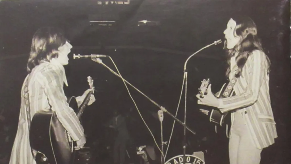 Entre gemas escondidas recordamos el pop luminoso de Elia y Elizabeth