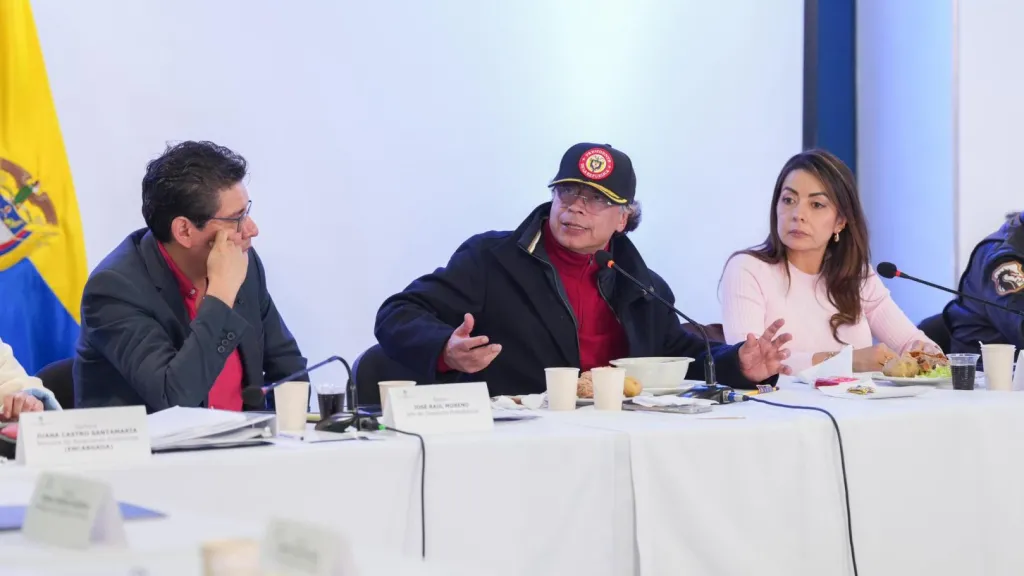 Presidente Petro asegura que autoridades municipales son las encargadas de reducir el Impuesto Predial