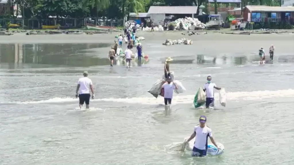 Cerca de 11 toneladas de residuos sólidos han sido recuperados en las playas del pacífico