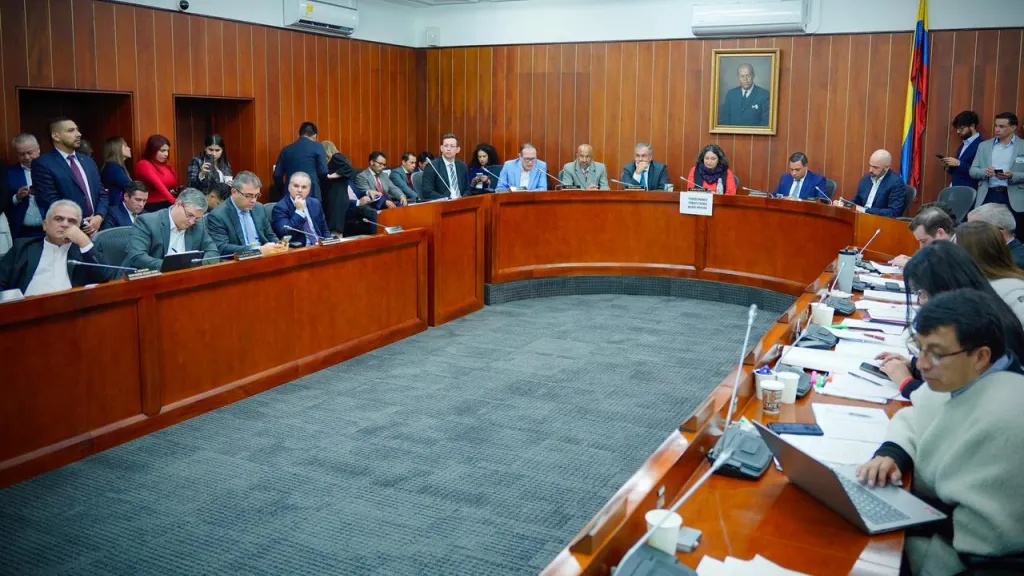 Reforma laboral: pacto de silencio, consenso 