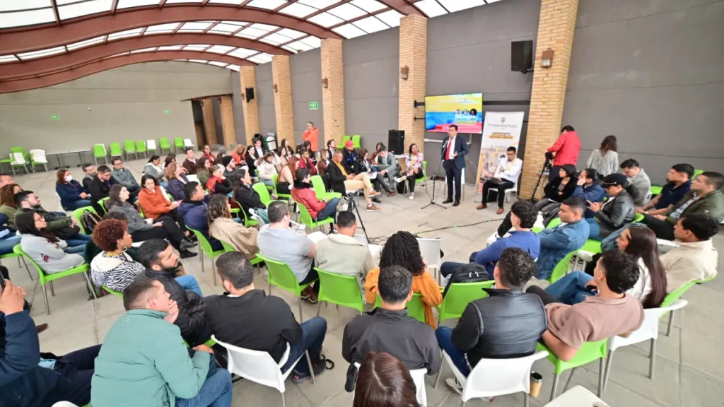 Renta Joven: programa seguirá vigente y se fortalecerá con proyectos asociativos