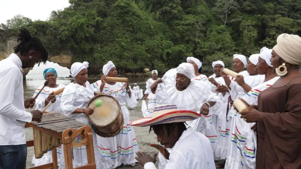 Conoce la nueva producción musical de las  Las Cantoras de Tumaco 'Esperanza y Paz'