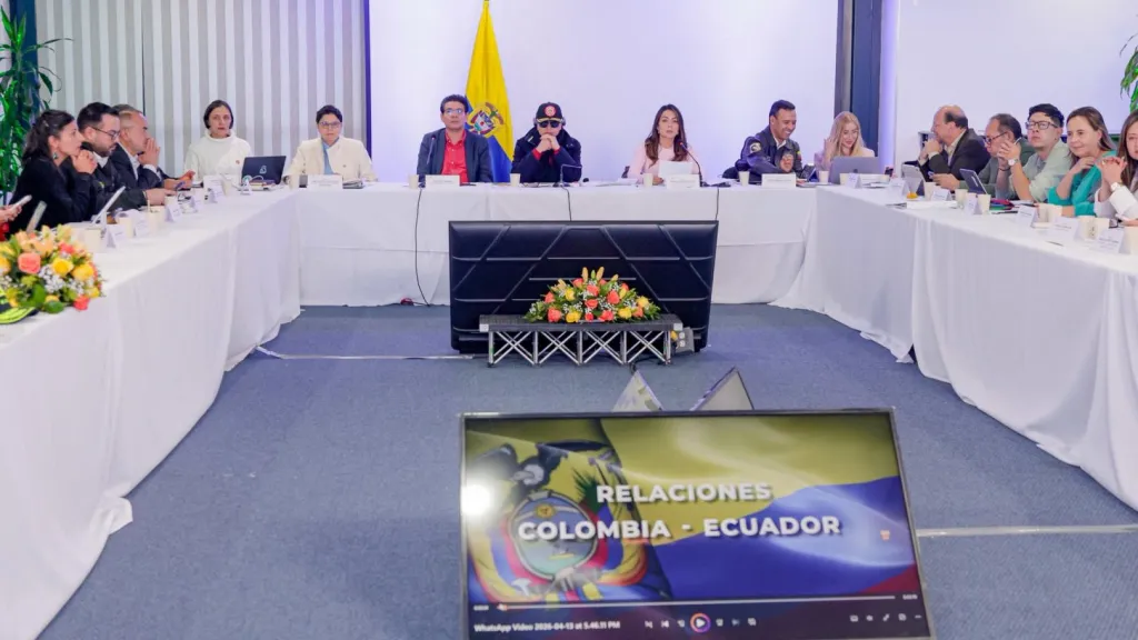 Todo lo que Colombia necesite de Ecuador entrará con 0% de arancel: Presidente Petro