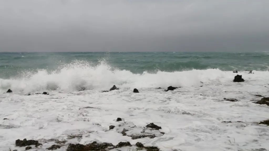 Huracán Julia golpea archipiélago del Caribe colombiano