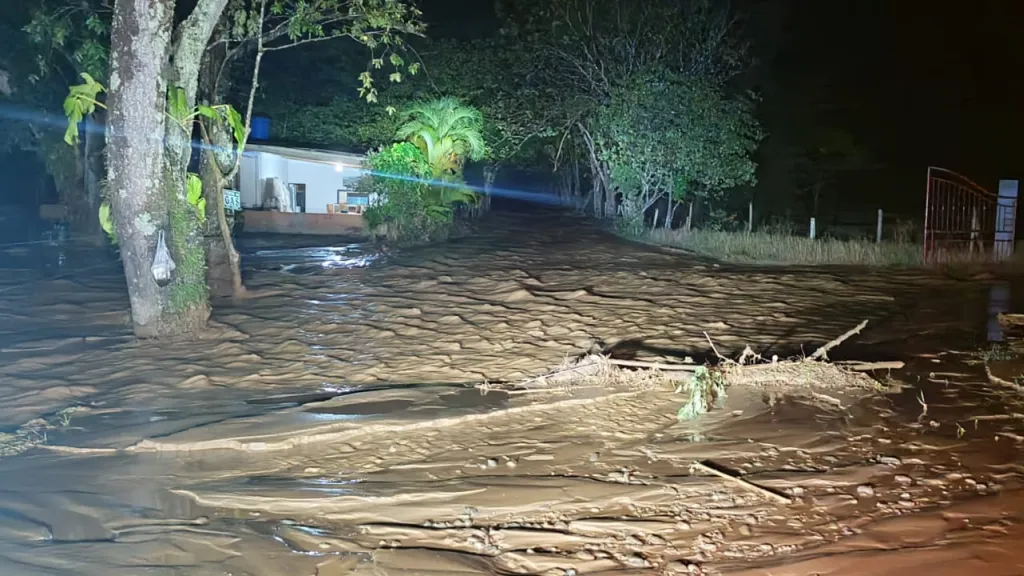 Familias afectadas por lluvias en el Meta: El Castillo, Lejanías y Mesetas
