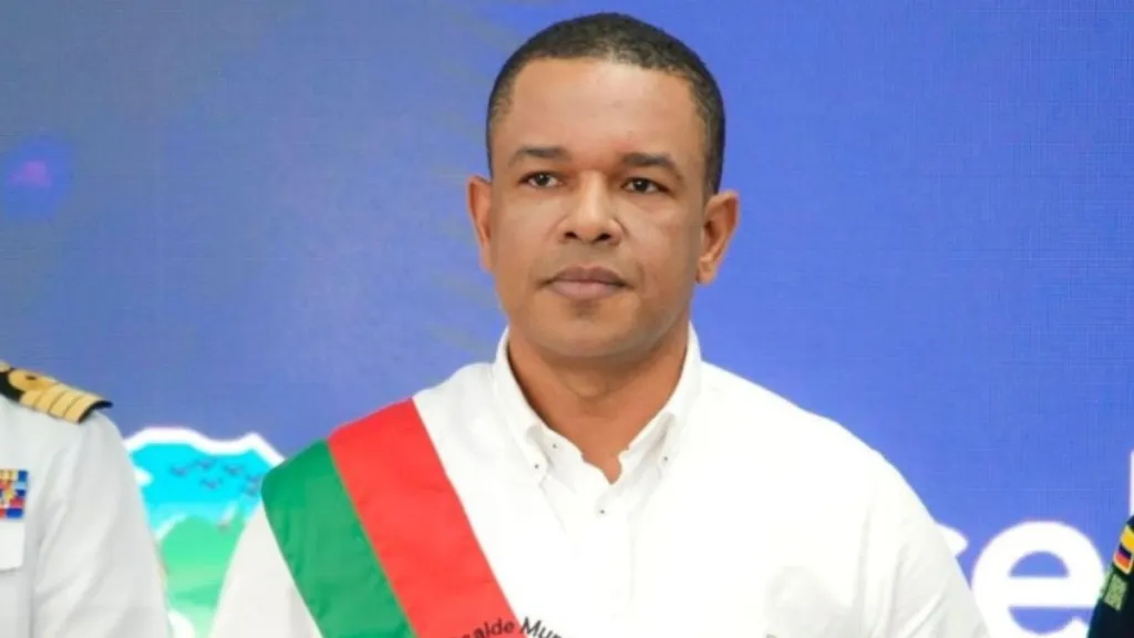Yahir Acuña investigado por presuntos sobornos en el PAE