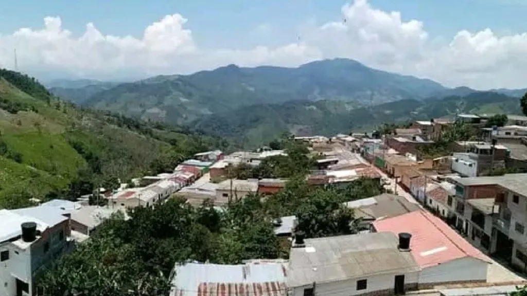 Denuncian combate cerca de escuela rural del Catatumbo
