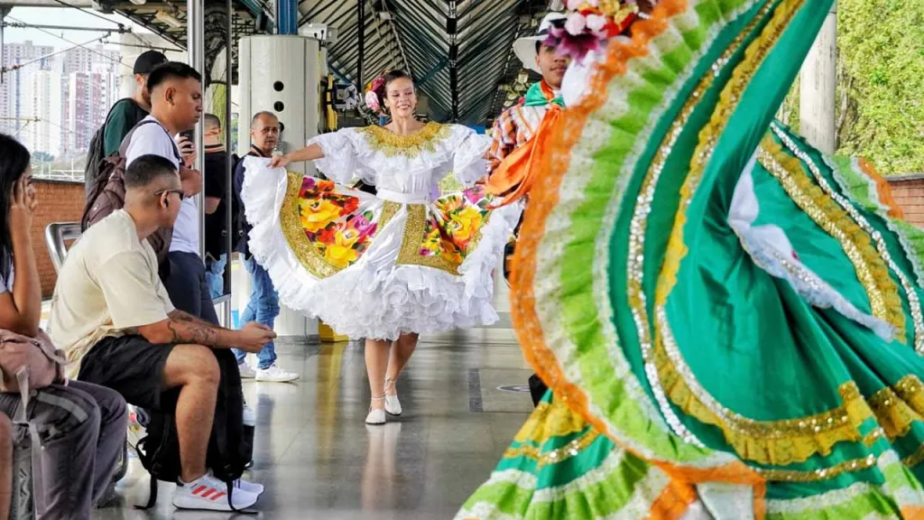 Diez años de Danzamed y el baile en la memoria