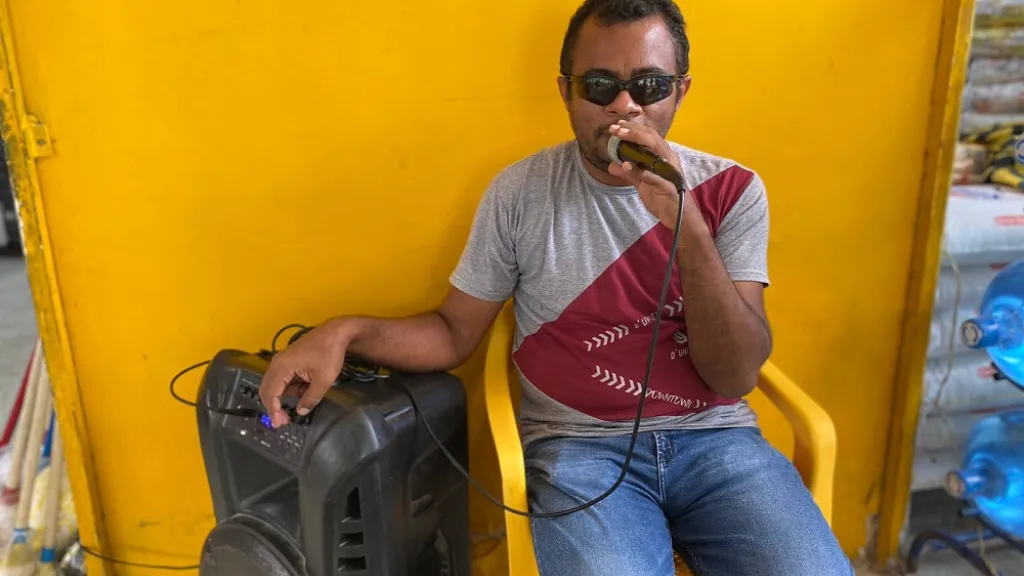 Historias de paz | Ariel Vásquez, el locutor invidente de San Jacinto 