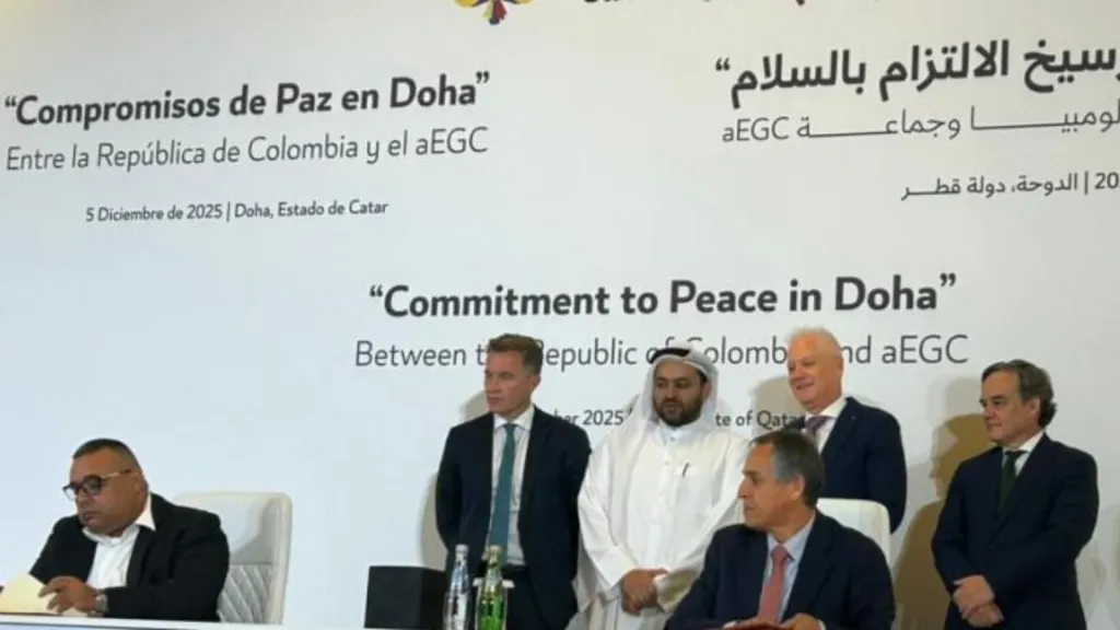 Gobierno y AGC firman Acuerdo de Paz definitivo en Colombia