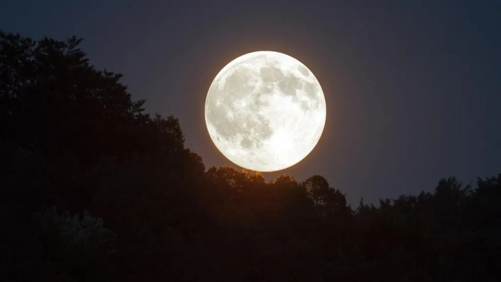 Luna de Fresa 2023: Horarios para verla, dónde y en qué países tendrá visibilidad