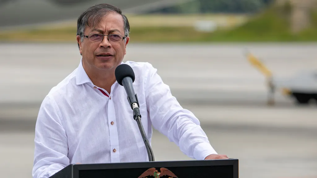 Presidente Gustavo Petro habla sobre el cese al fuego con el estado mayor centra